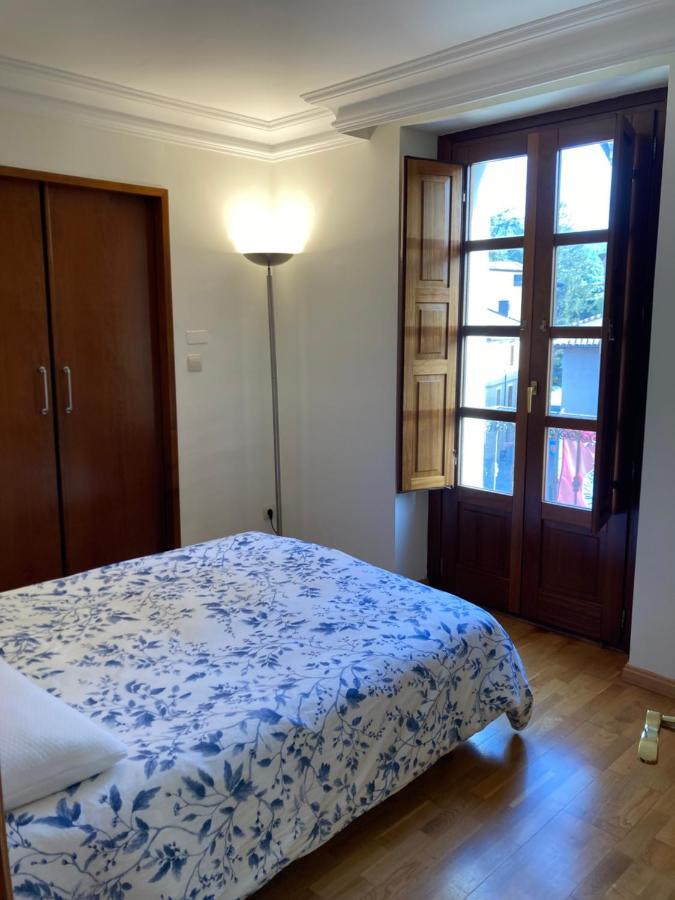 El Balcon De La Catedral Apartment Jaca Luaran gambar